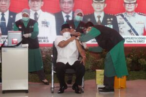 Tahap Pertama Vaksinasi SIDOARJO di Mulai