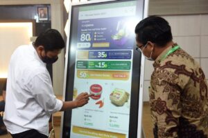 Walikota Kediri Dorong Produktifitas UMKM Melalui Bantuan Alat Produksi