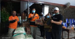 Baznas Salurkan Bantuan Logistik Bagi Korban Banjir Dringu