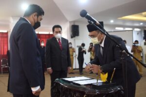 Wali Kota Kediri Ingatkan untuk Bangun Koordinasi, Komunikasi dan Kolaborasi Saat Lantik Sekretaris Daerah Kota Kediri