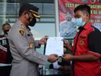 Upaya tekan Lakalantas, Polres Magetan Gelar Tes Urine Bagi Sopir Dan Kru Bus