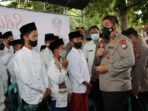 Wakapolda Jatim  Tinjau Vaksin Serentak dan Beri Motivasi Warga dan Santri