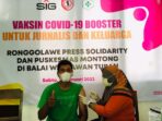 Giliran Wartawan di Tuban Terima Vaksin Booster