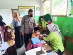 Kompak, Bhabinkamtibmas Dan Bhabinsa Monitoring Vaksinasi Anak di MI Nurul Hasan Ponorogo