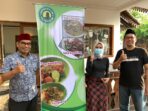 Biem T Benjamin Pembukaan Waroeng Djoeragan Betawi Gelar Syukuran Bersama Anak Yatim dan Relasi