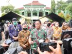 Pangdam V Brawijaya dan Kapolda Jatim Dampingi Panglima TNI Mengecek Pelaksanaan Karantina Terpusat PPLN di Jatim