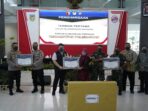 Mas Dhito Serahkan Reward Bagi Kecamatan Tercepat Vaksinasi Covid