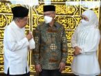 Gubernur Jatim Khofifah Indar Parawansa Bersama H. Jusuf Kalla dan Prof. Haedar Nashir Resmikan Masjid Al Fattah Tulungagung