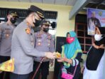 Polres Kendal Bagikan Sembako dan Minyak Goreng Untuk Warga yang Divaksin