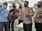 Kapolda Jatim bagikan Doorprize Kambing di vaksinasi Presisi Lumajang, seorang anak dan wartawan jadi salah satu pemenangnya