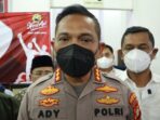 Kolaborasi Polda Metro Jaya Dengan Polres Metro Jakarta Barat Adakan Vaksin Diwilayah Daan Mogot Pesing