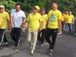 Melihat Kedekatan Gus Muhdlor dan Adam Rusydi Jalan Bareng di Hut 58 Partai Golkar di Sidoarjo