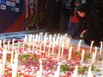 Penyanyi Lara Silvy Berbaur Ribuan Suporter Doa Bersama untuk Korban Tragedi Kanjuruhan