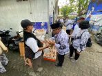 Songsong Hari Guru 2022, Para Guru Di Kota Kediri Masuk Pasar Borong Dagangan Penjual