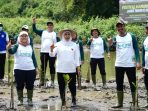 Penguatan Ekosistem di Kawasan Pulau Lusi, Bupati Sidoarjo Bersama Gubernur Jatim Tanam 1000 Mangrove