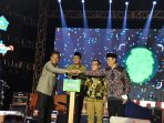 Pesta Rakyat Harjasda Ke -164 Ribuan Warga Sidoarjo Dihibur Denny Caknan Dan Charly, Bupati Gus Muhdlor Kenalkan Layanan Online Sipraja