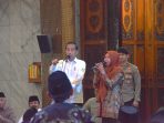 Presiden Jokowi Serahkan 1.000 Sertifikat Tanah Wakaf di Masjid Agung Sidoarjo