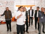 Pj.Gubernur Jatim Adhy Karyono Lakukan Kunjungan Kerja Tinjau Gudang BULOG Sidoarjo dan Pasar Larangan