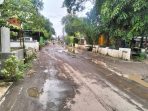 Jalan Rusak Desa Gemurung-Tebel Dikeluhkan Warga, Gus Muhdlor Pastikan Dibeton Tahun Ini