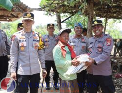 Ikut Wujudkan Kedaulatan Pangan, Kapolres Tuban Bantu Kesulitan Petani