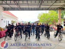 Sambil Pantau Aset BMN, Ka.Lapas Nur Bambang ajak Gowes Petugas Lapas Pamekasan