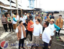 Ditengah Musibah, Pj. Gubernur Adhy Tunjukkan Kepedulian Nyata pada Warga Pasuruan