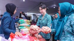 Ketua TP PKK Jatim Sebut Bazar Meriah Ramadan Sebagai Ikhtiar Kendalikan Harga Sembako