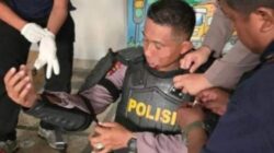 Belasan Polisi Dilaporkan Terluka Kena Lemparan Batu dan Petasan saat Pengamanan Demo Tolak UU TNI di Surabaya