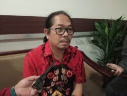 Fraksi PDI Perjuangan DPRD Surabaya : Kawal Armuji Hadapi Laporan di Polda Jatim