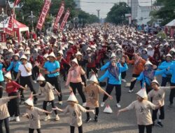 Gumebyaring Guncang Ponorogo, 3.000 Guru PAUD Hentak CFD dengan Tari Kolosal