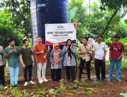 Terima CSR dari SIG, Warga Desa Tuwiri Kulon Tak Lagi Kesulitan Air Bersih