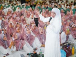 Sambut Tahun Baru 1447 H, Gubernur Khofifah Ajak Masyarakat Jadi Pribadi Lebih Baik