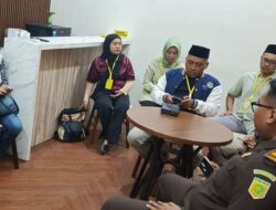 Kawal Kasus Anggotanya yang Diludahi Wajahnya oleh Kades Temaji, IKA PMII Tuban Datangi Kejaksaan