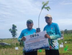 Gelontorkan CRS, PT TPPI Tanam 11.500 Pohon di Tuban