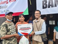 Pertagas Salurkan Bantuan Bahan Makanan untuk Korban Banjir